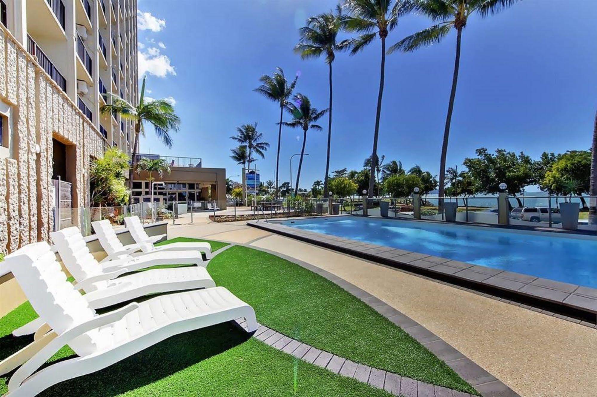 Aquarius On The Beach Townsville Exteriér fotografie