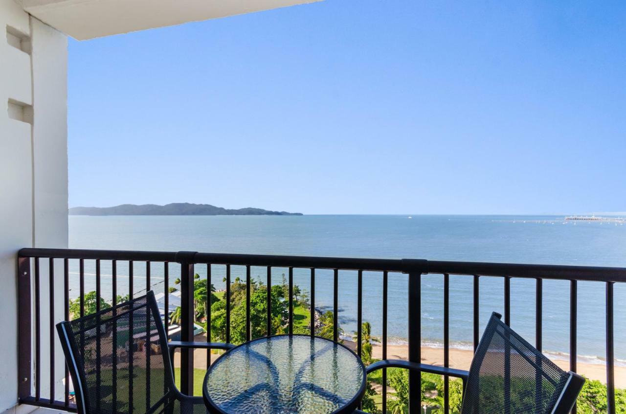 Aquarius On The Beach Townsville Exteriér fotografie
